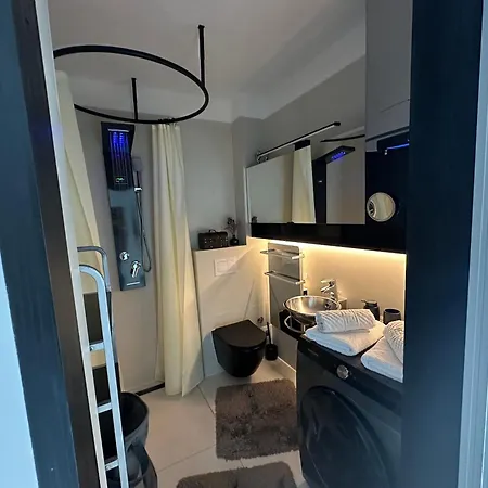 Rijeka Fiorino Apartment